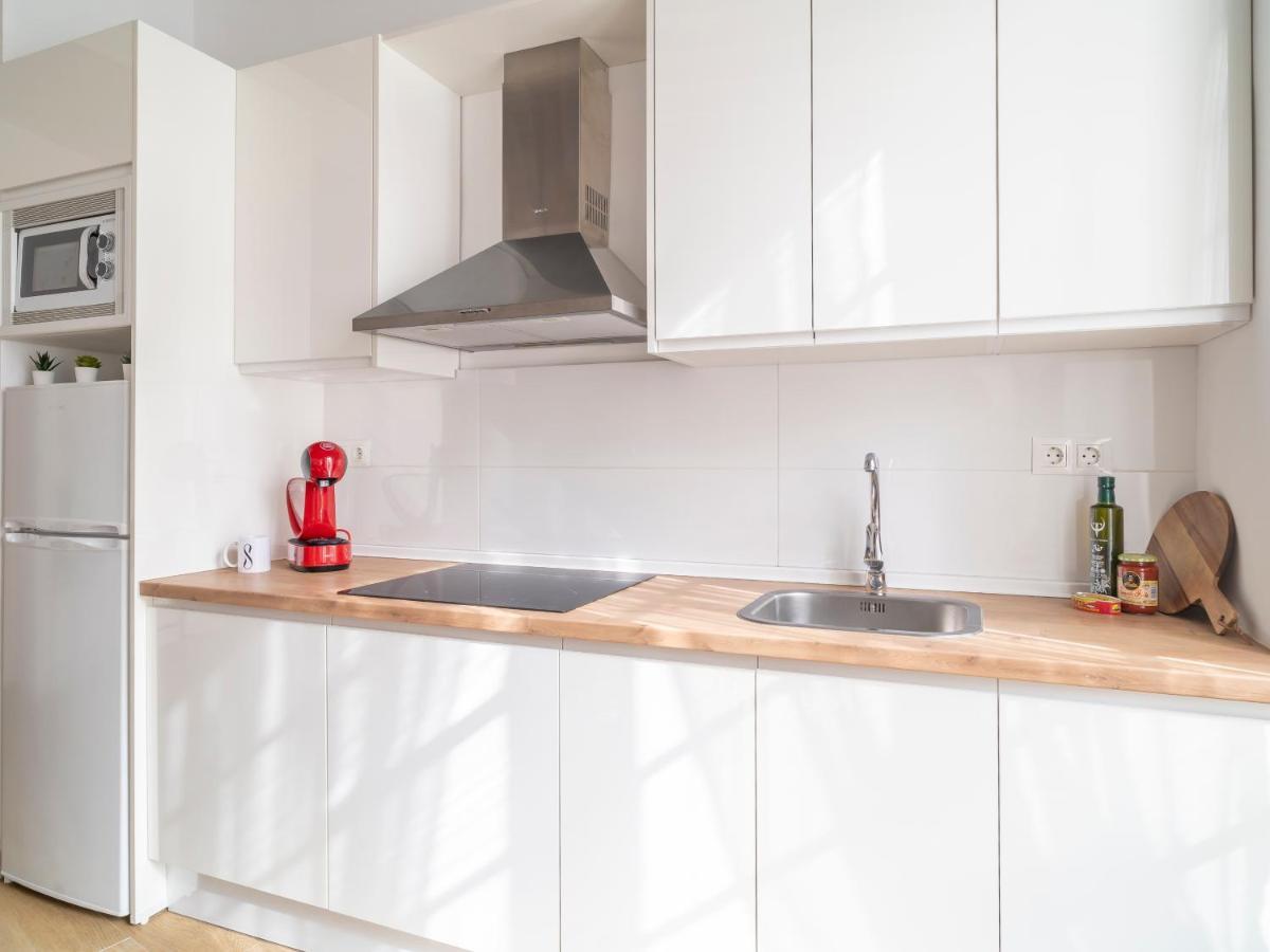 Sanders Lavender - Delightful Two-Bedroom Apartment Downtown Malaga Zewnętrze zdjęcie